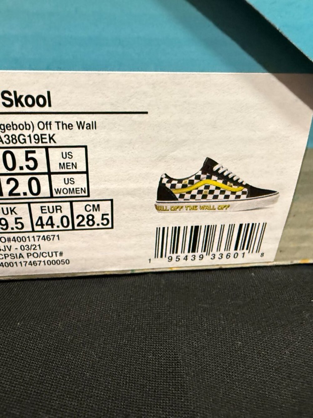 Vans x SpongeBob SquarePants Old Skool Shoes Men's 10.5 New w/ Box VN0A38G19EK - Picture 7 of 11